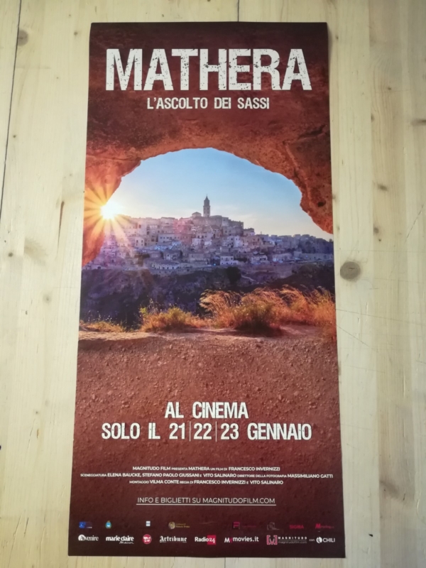 MATHERA L'ASCOLTO DEI SASSI Locandina Cinema 33x70 Poster Originale Film TRAVEL