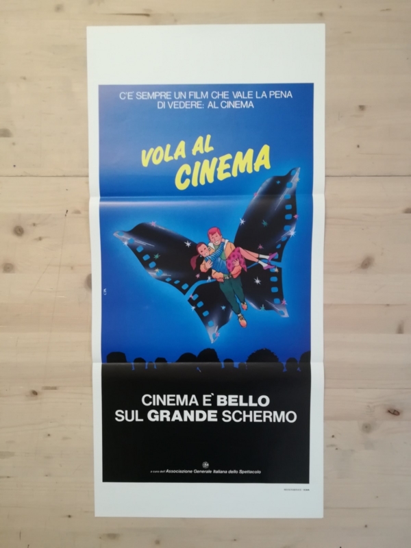 VOLA AL CINEMA PUBBLICITARIO ANNI 80 Locandina 33x70 Poster Originale Cinema