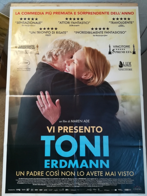 VI PRESENTO TONI ERDAMNN Manifesto Film 2F Poster Originale Cinema 100x140